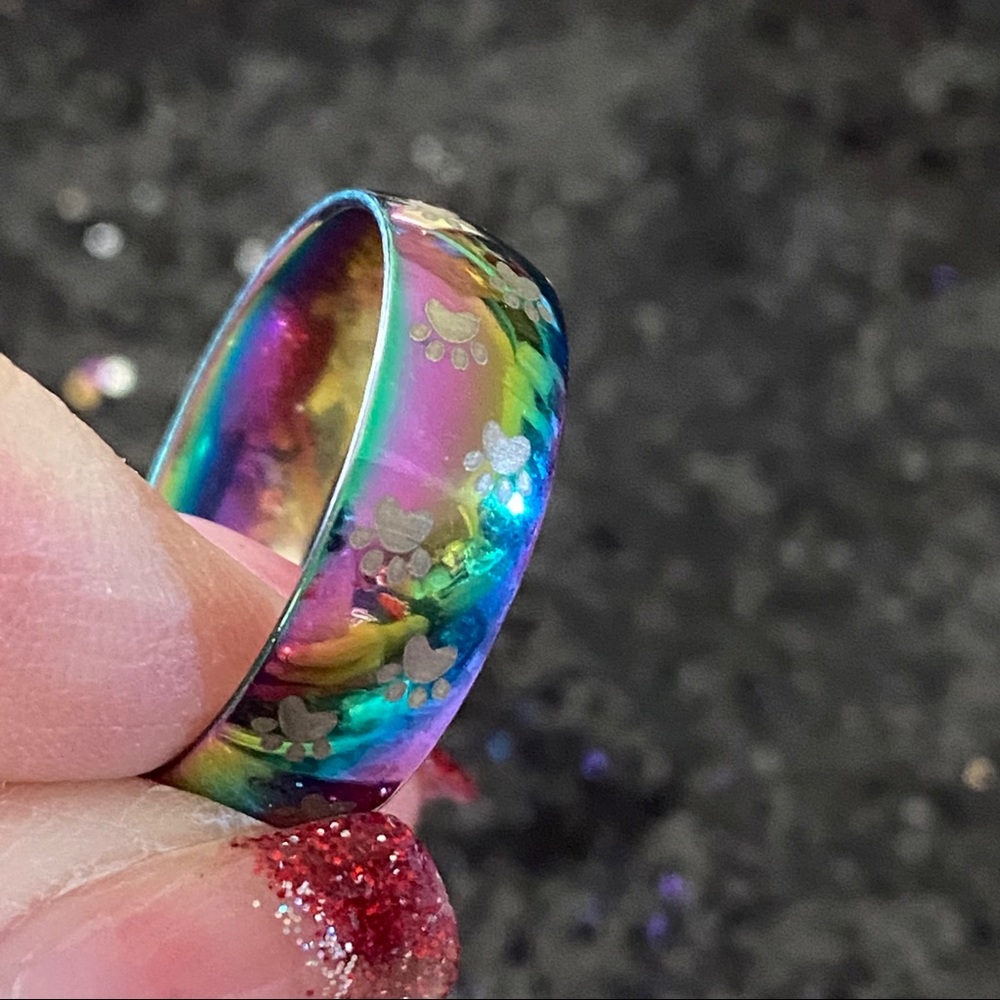 🎄2/$15🎁3/$20 Stainless Steel Unisex Rainbow Paw Print Ring size 13 - Picture 5 of 16
